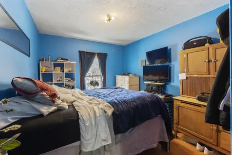 61 Roy Avenue Auburn ME 04210