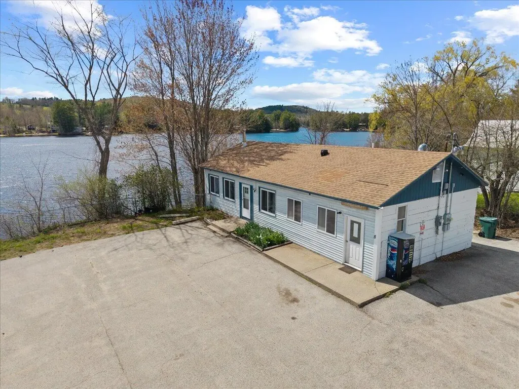 8 Emery Corner Road Limerick ME 04048
