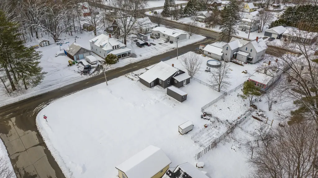 6 Myrtle Street Madison ME 04950
