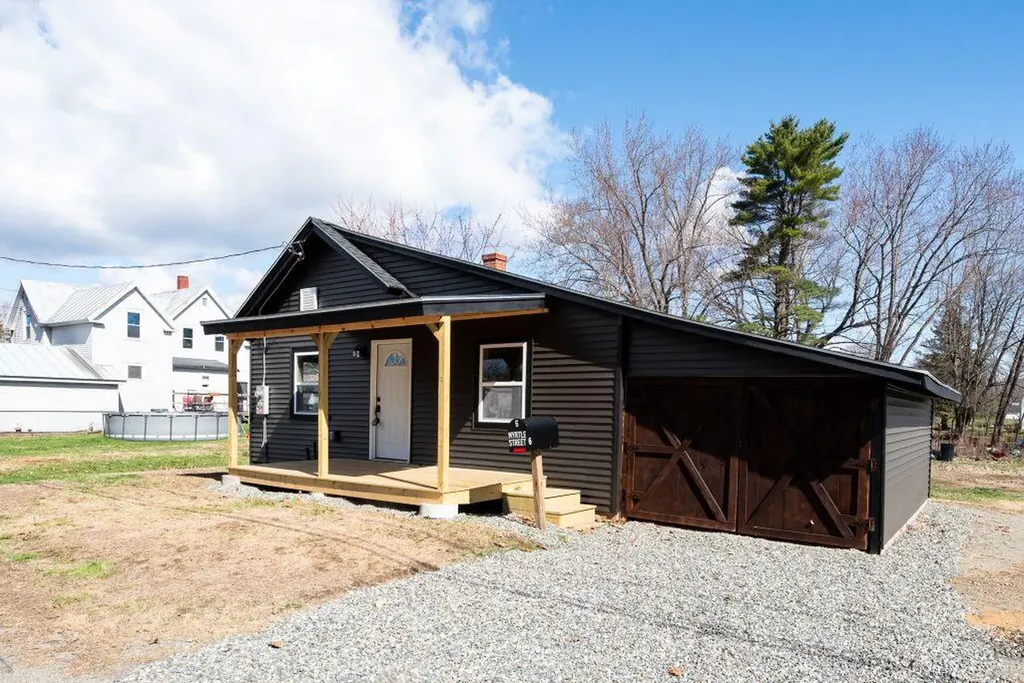 6 Myrtle Street Madison ME 04950