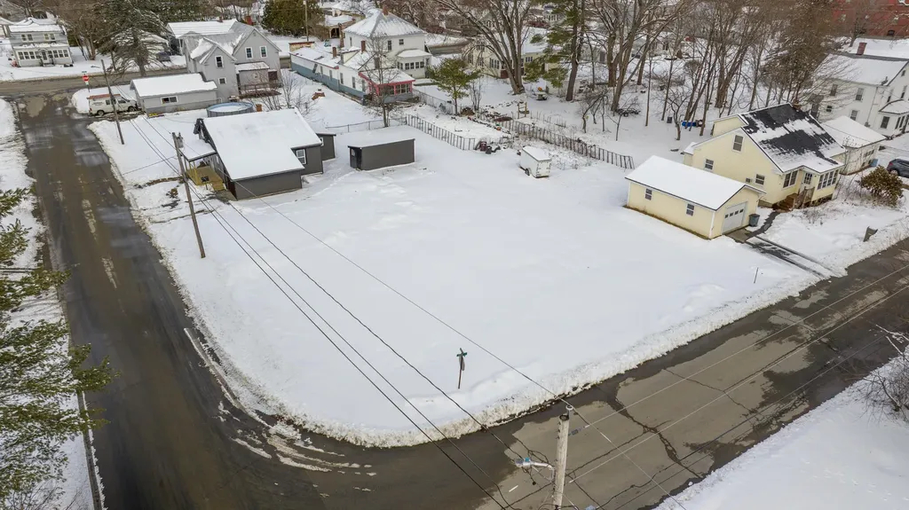 6 Myrtle Street Madison ME 04950