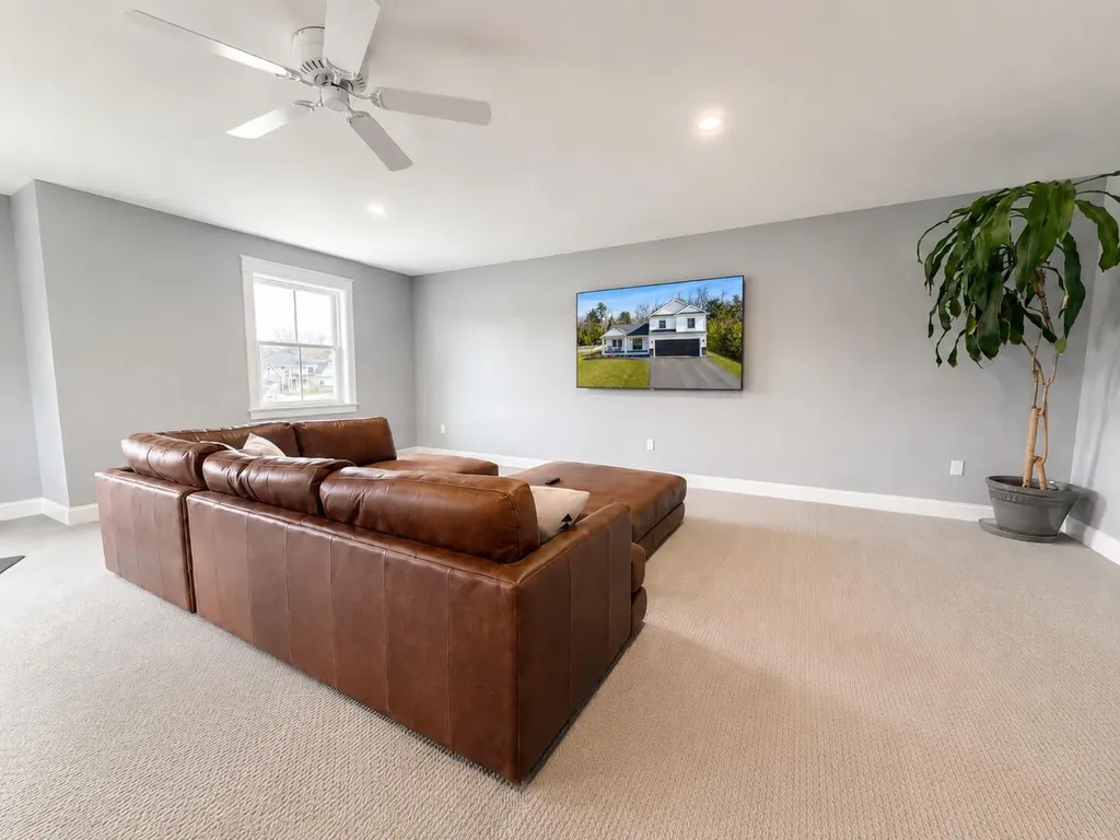 10 Lodge Drive Saco ME 04072