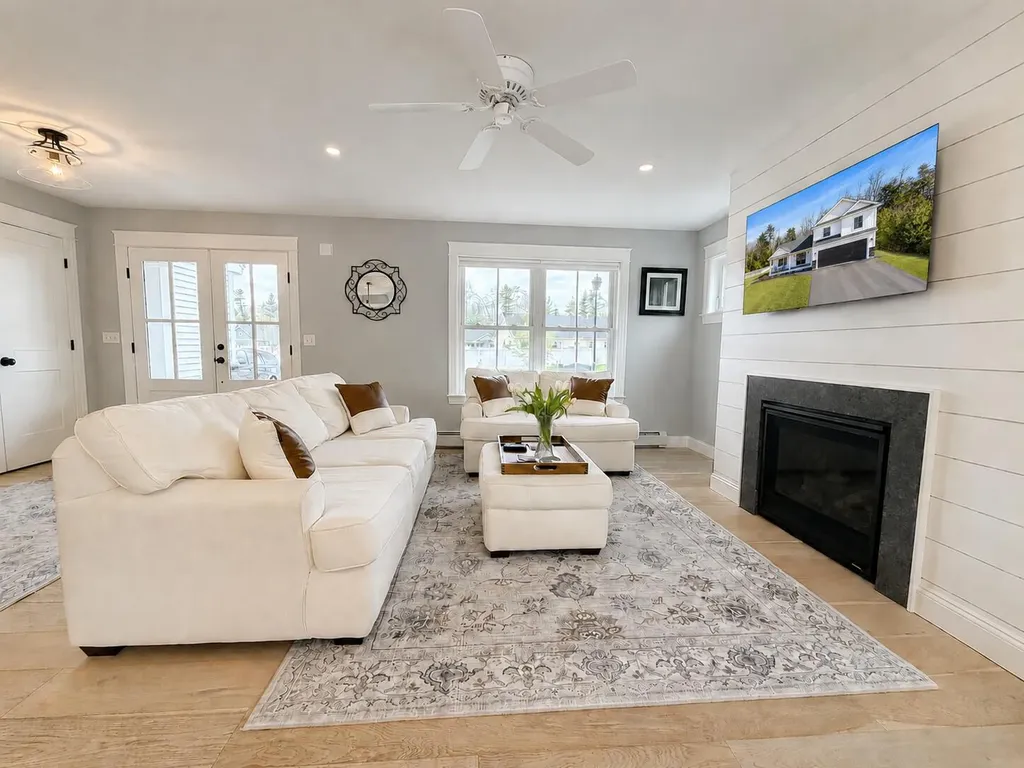 10 Lodge Drive Saco ME 04072
