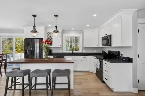 10 Lodge Drive Saco ME 04072
