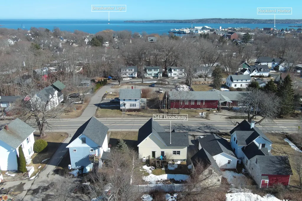 348 Broadway Rockland ME 04841