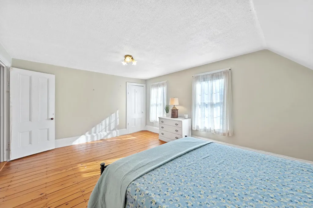348 Broadway Rockland ME 04841