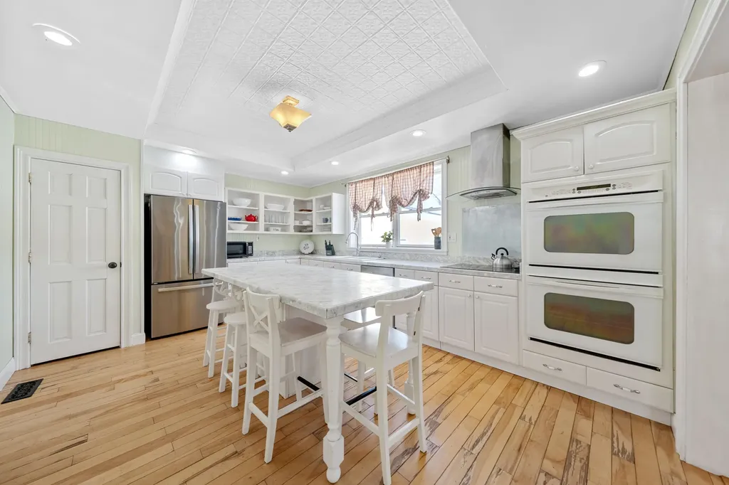 348 Broadway Rockland ME 04841