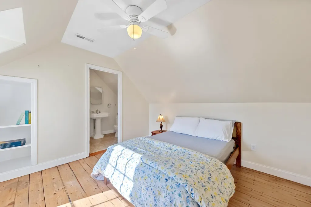 348 Broadway Rockland ME 04841