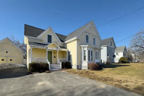 348 Broadway Rockland ME 04841