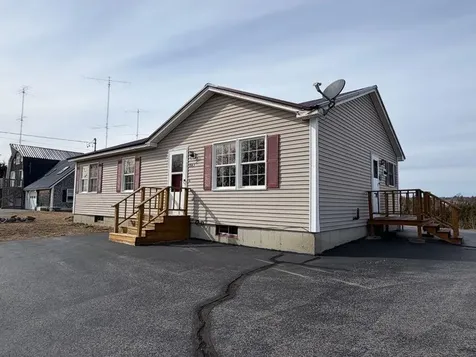 843 & 839 U.s. 1 Route Jonesboro ME 04648