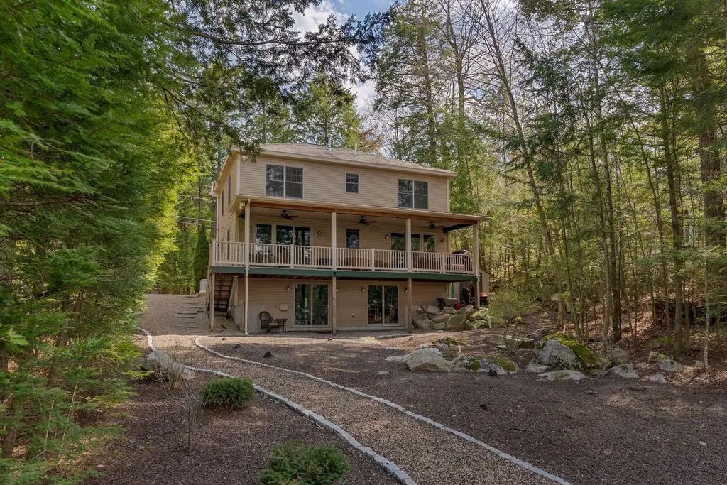 36 Whittemore Cove Road Raymond ME 04071