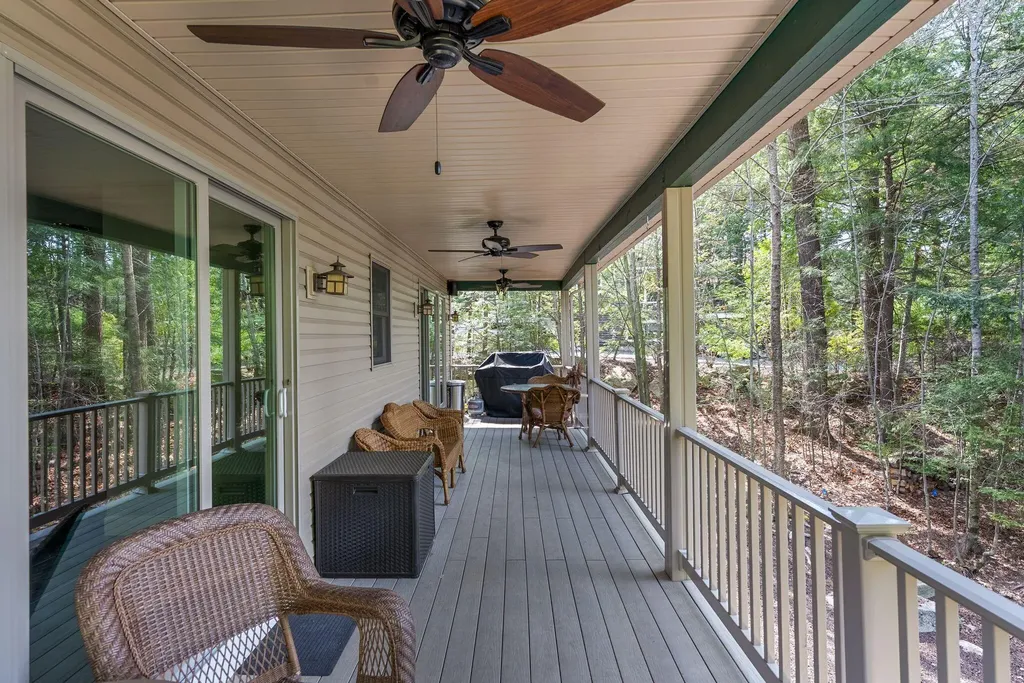 36 Whittemore Cove Road Raymond ME 04071