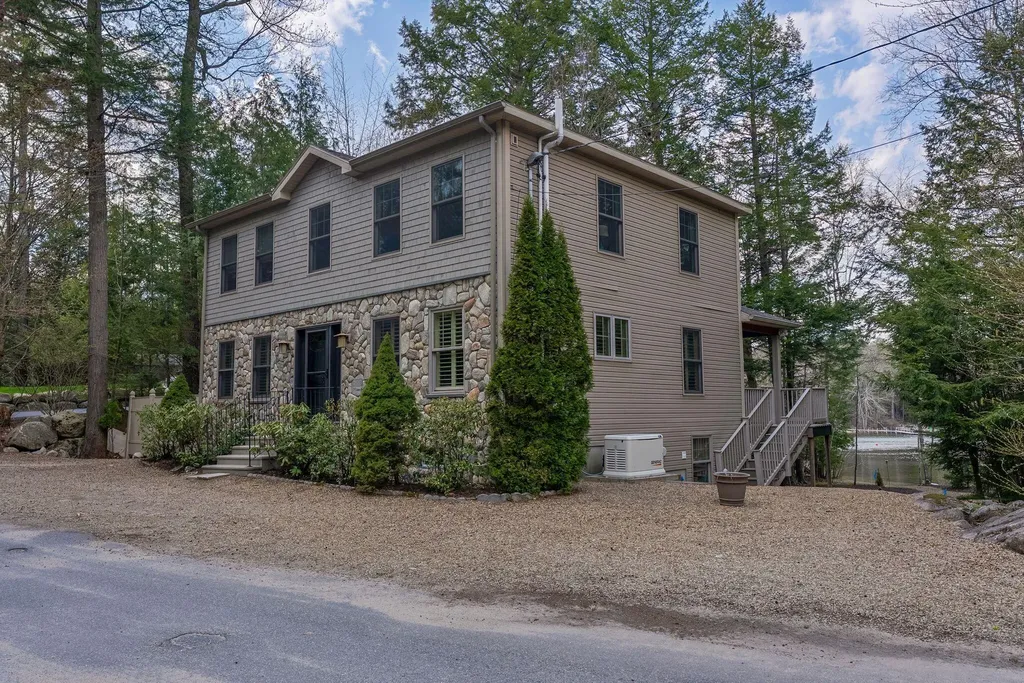 36 Whittemore Cove Road Raymond ME 04071