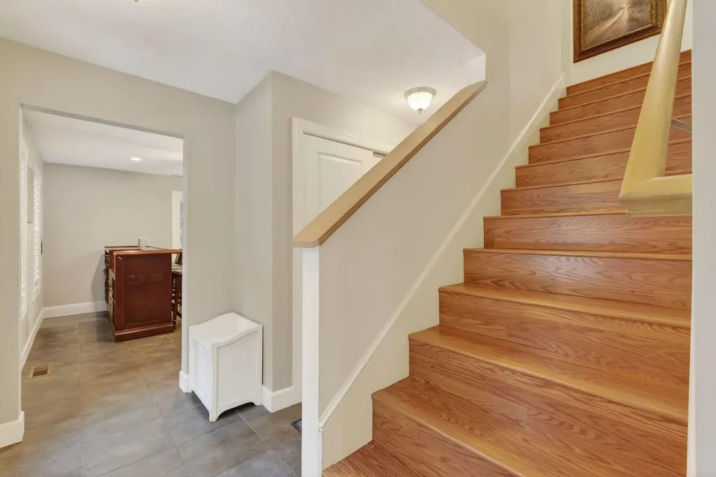 36 Whittemore Cove Road Raymond ME 04071