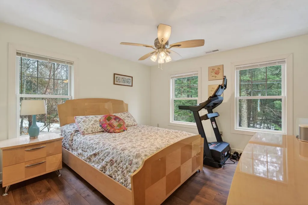 36 Whittemore Cove Road Raymond ME 04071