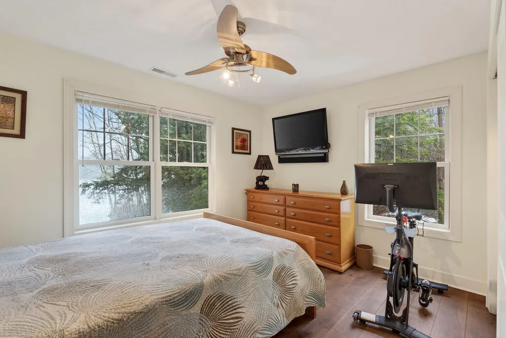 36 Whittemore Cove Road Raymond ME 04071