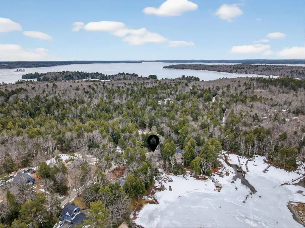 36 Whittemore Cove Road Raymond ME 04071