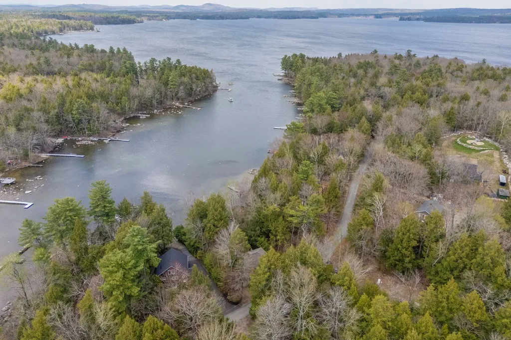 36 Whittemore Cove Road Raymond ME 04071