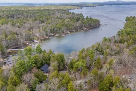 36 Whittemore Cove Road Raymond ME 04071