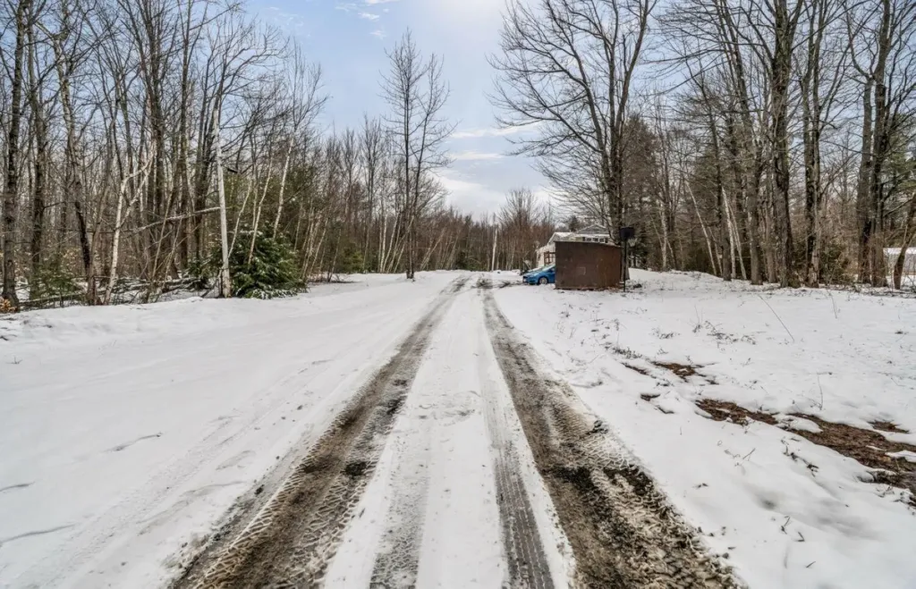 76 U.s. 2 West Route Wilton ME 04294