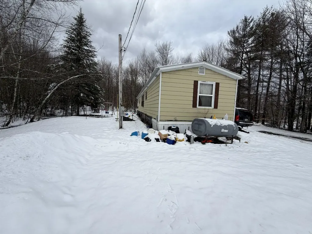 76 U.s. 2 West Route Wilton ME 04294