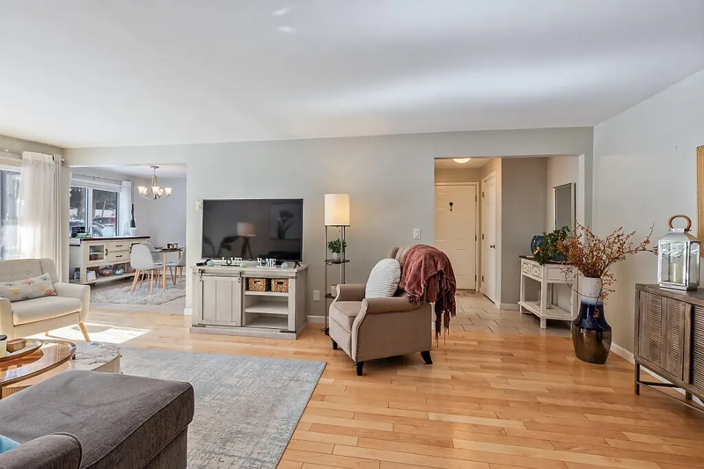34 Parkwood Drive Augusta ME 04330