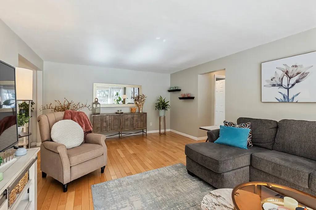 34 Parkwood Drive Augusta ME 04330