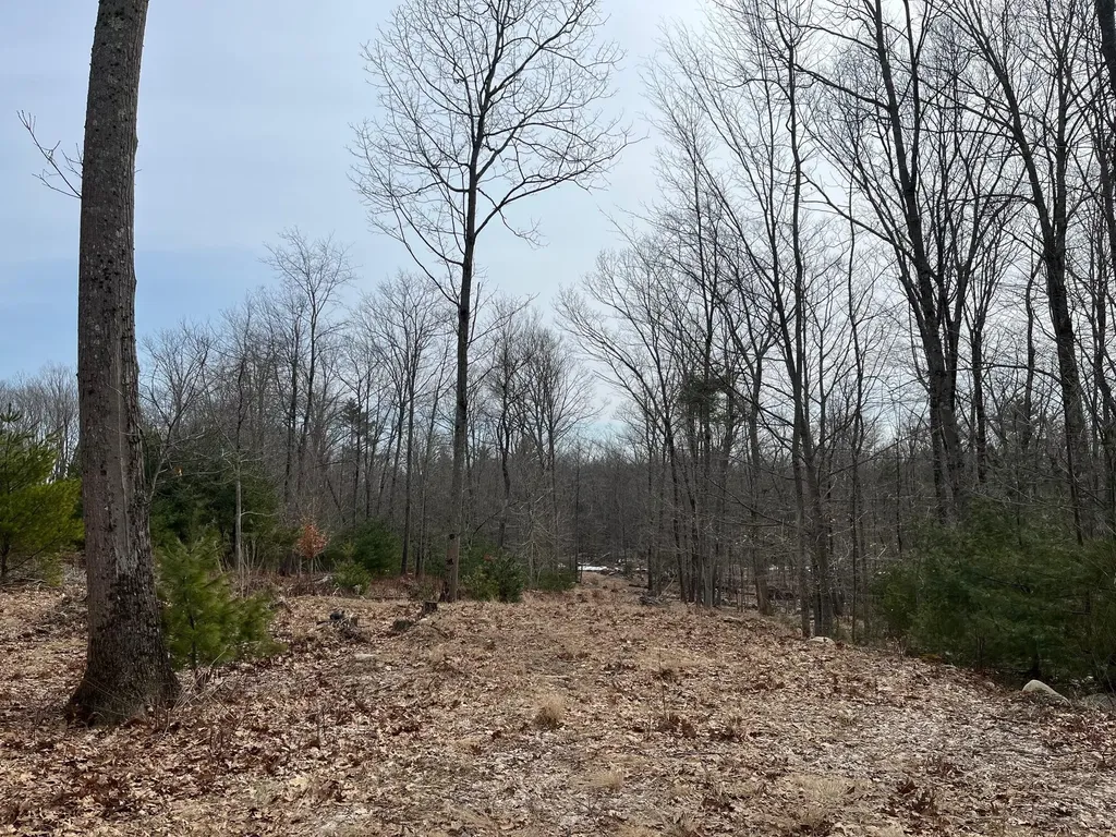 22 Turkeytail Lane Kittery ME 03904