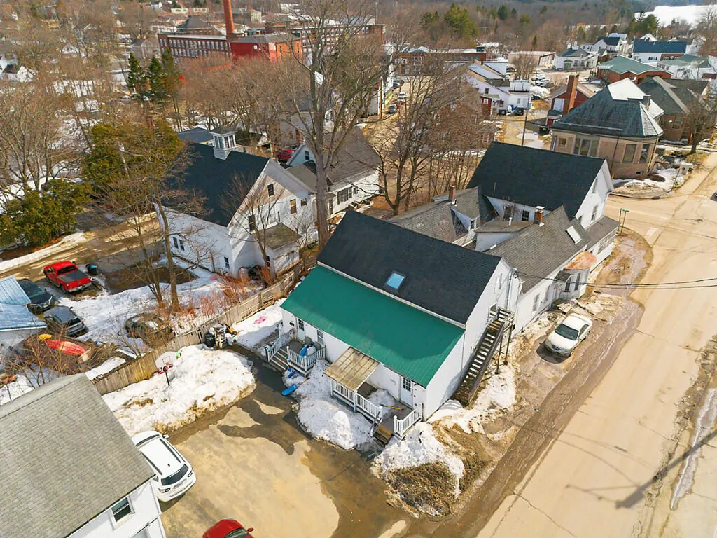 51 Bowdoin Street Winthrop ME 04364