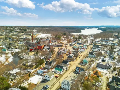 51 Bowdoin Street Winthrop ME 04364