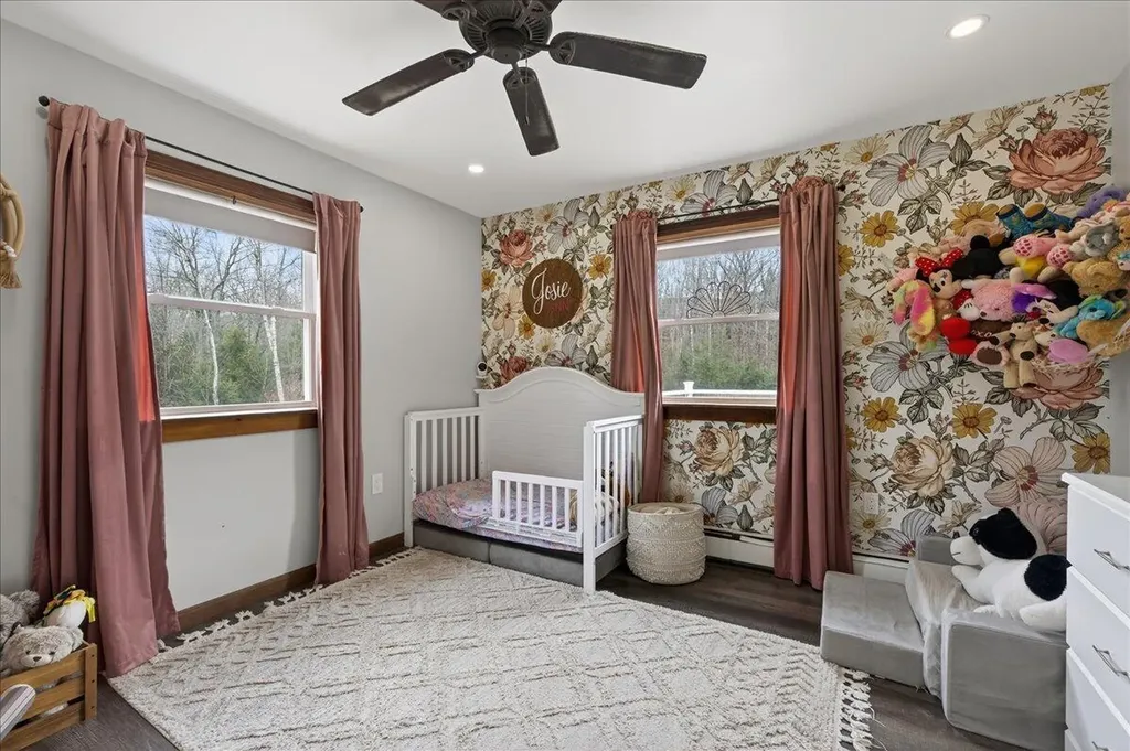 171 Plummer Road Palermo ME 04354