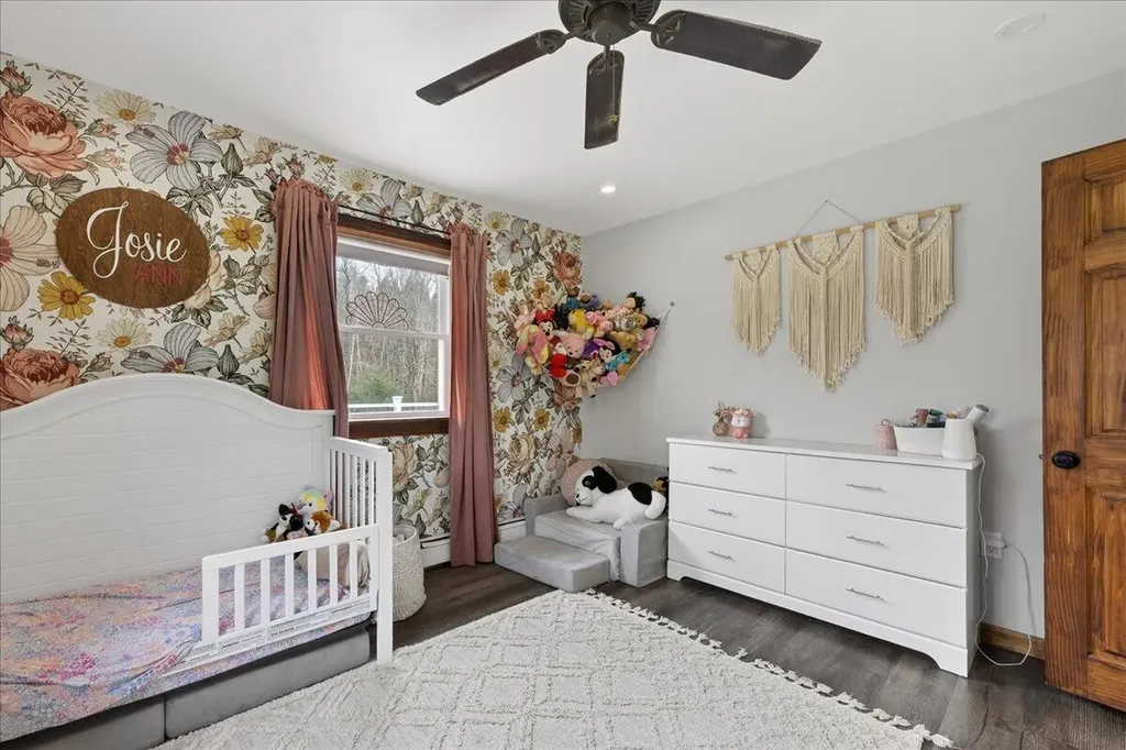 171 Plummer Road Palermo ME 04354