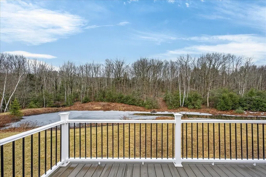 171 Plummer Road Palermo ME 04354