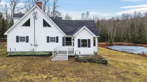 171 Plummer Road Palermo ME 04354