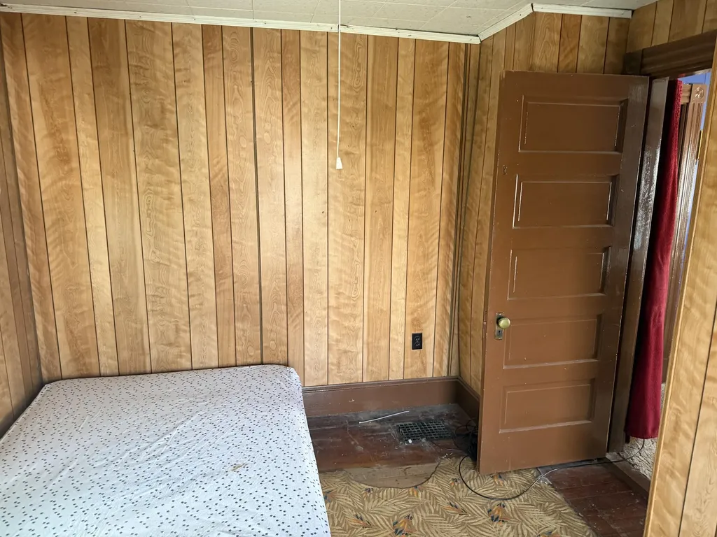 12 Edgemont Avenue Waterville ME 04901