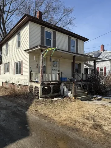 12 Edgemont Avenue Waterville ME 04901