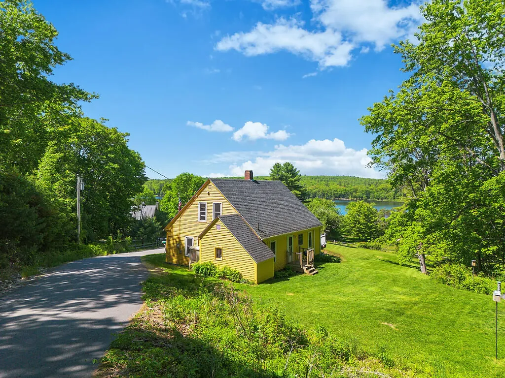 227 Warren Road Pittston ME 04345