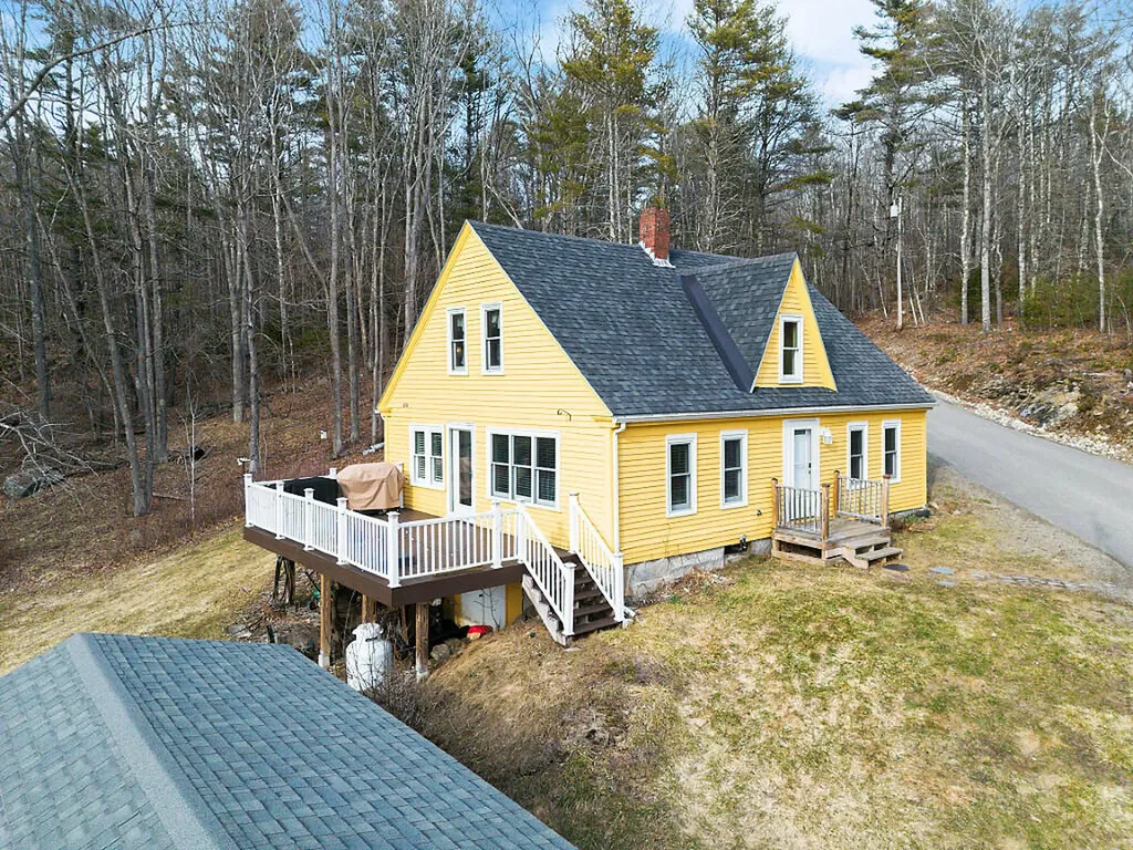 227 Warren Road Pittston ME 04345