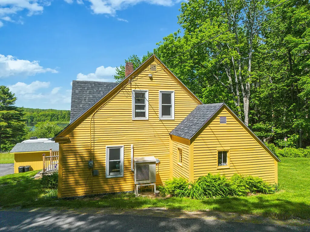 227 Warren Road Pittston ME 04345