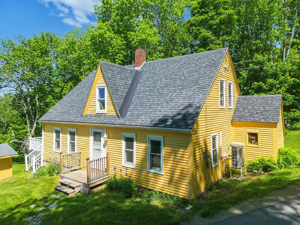 227 Warren Road Pittston ME 04345