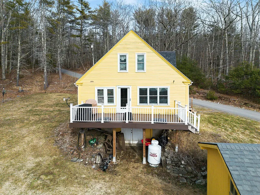 227 Warren Road Pittston ME 04345