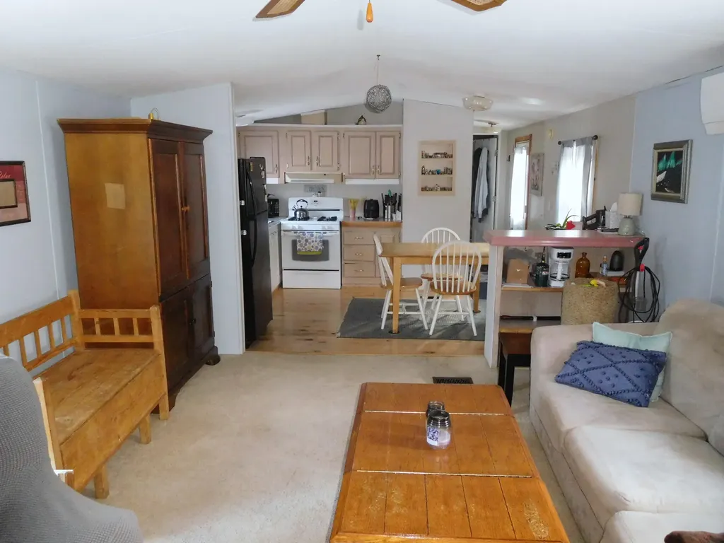 1038 Portland Road Saco ME 04072