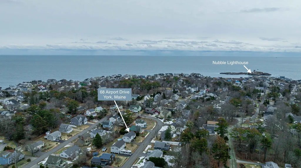 68 Airport Drive York ME 03909
