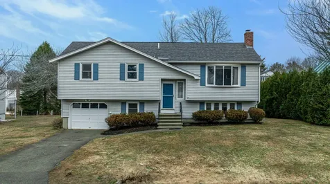 68 Airport Drive York ME 03909