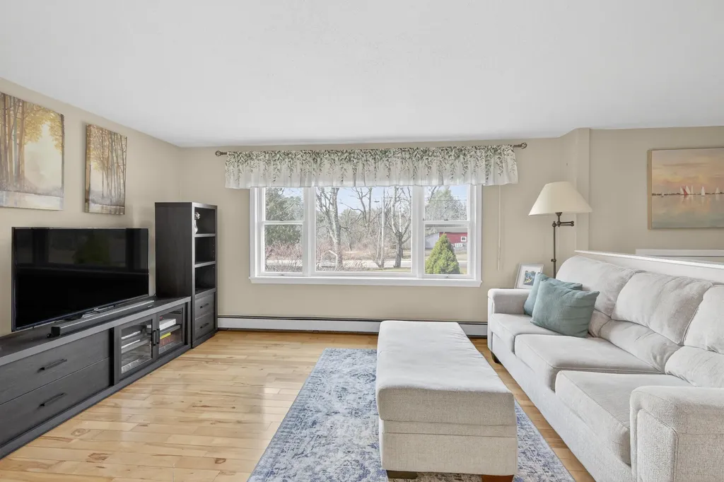 1232 Oyster River Road Warren ME 04864