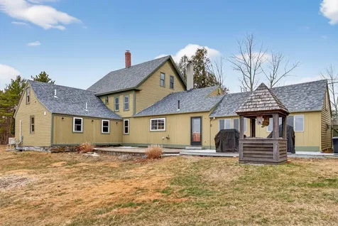 307 Route 41 Winthrop ME 04364