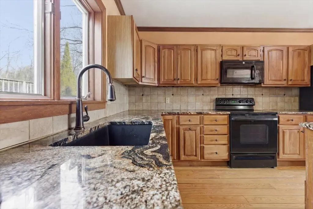 6 Stone Ridge Drive Waterville ME 04901