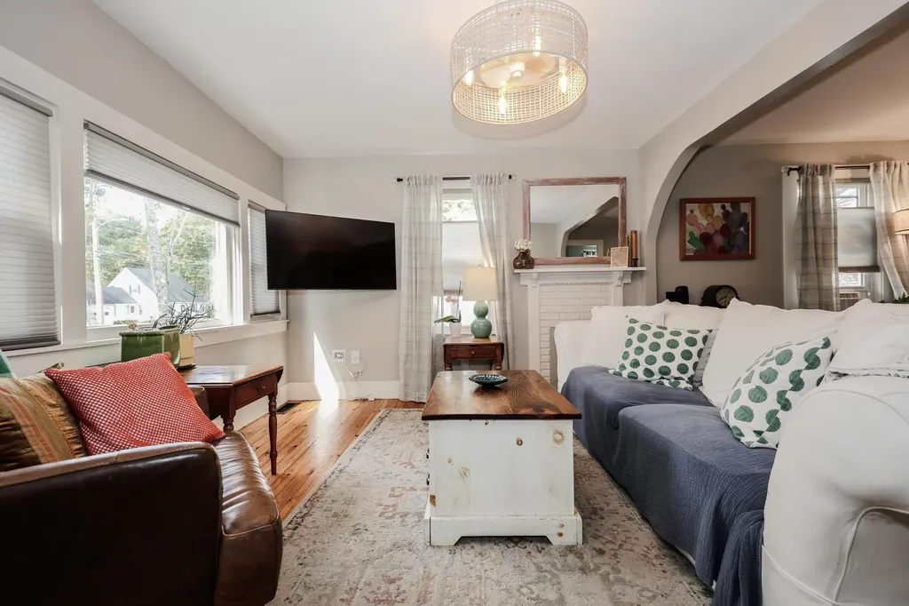 115 Fletcher Street Kennebunk ME 04043