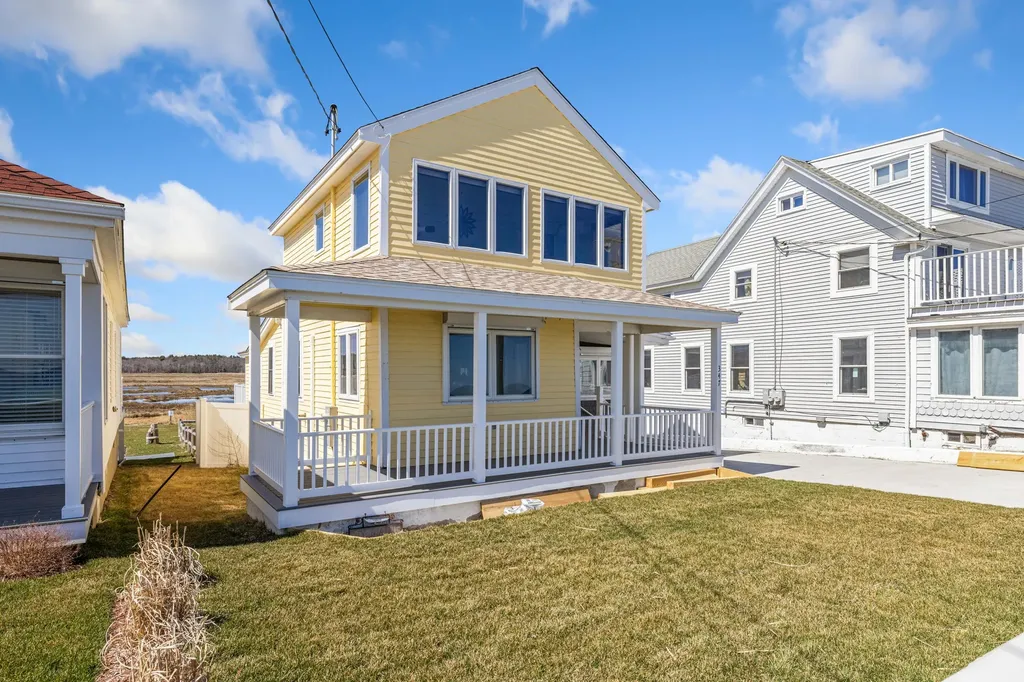 347 Webhannet Drive Wells ME 04090