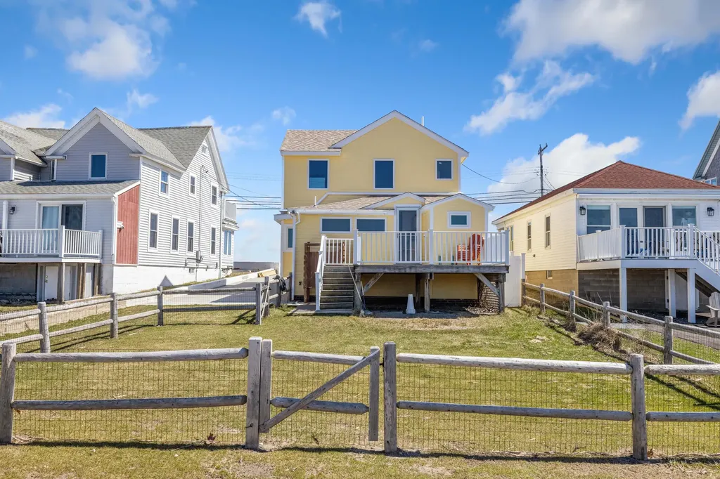 347 Webhannet Drive Wells ME 04090